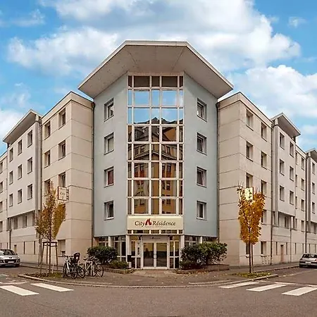 Apart-hotel Access