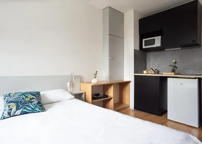 Access Apartmanhotel 2*